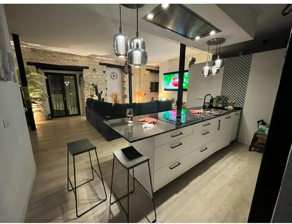 Casa Duque Compartida Familiar 2- Habitacion Bano Propio セビリア